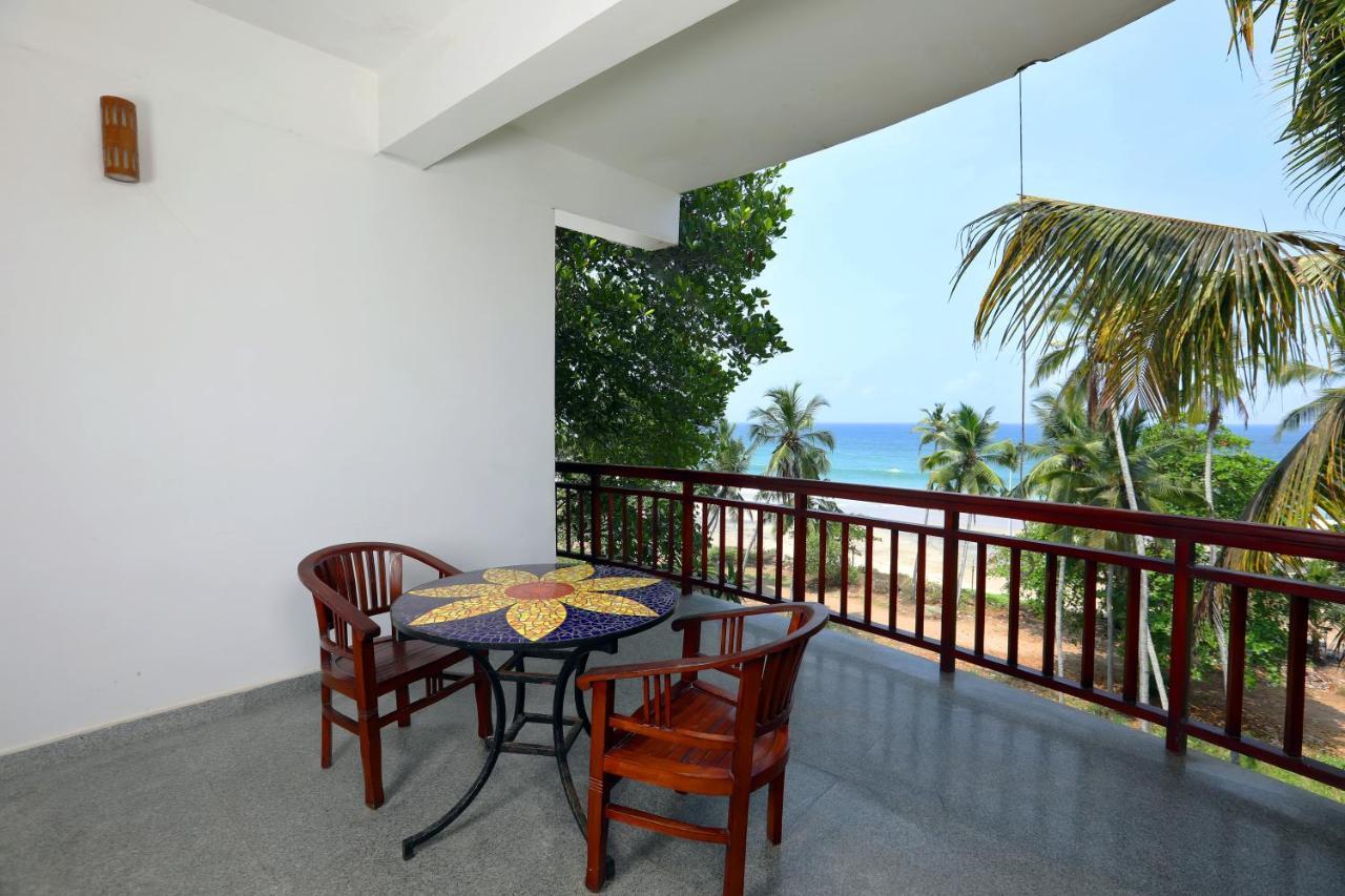 เทอร์เทิล ออน เดอะ บีช-แอนเน็กซ์ Hotel โกวาลัม ภายนอก รูปภาพ