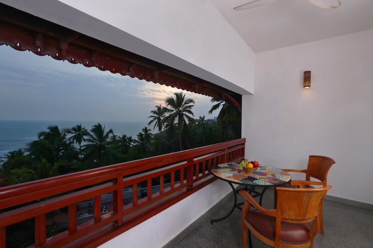เทอร์เทิล ออน เดอะ บีช-แอนเน็กซ์ Hotel โกวาลัม ภายนอก รูปภาพ