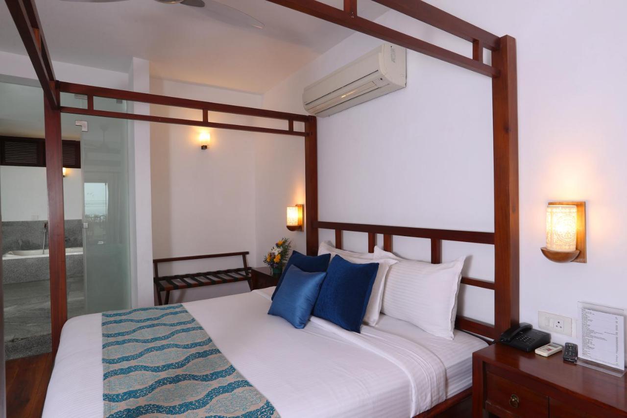 เทอร์เทิล ออน เดอะ บีช-แอนเน็กซ์ Hotel โกวาลัม ภายนอก รูปภาพ