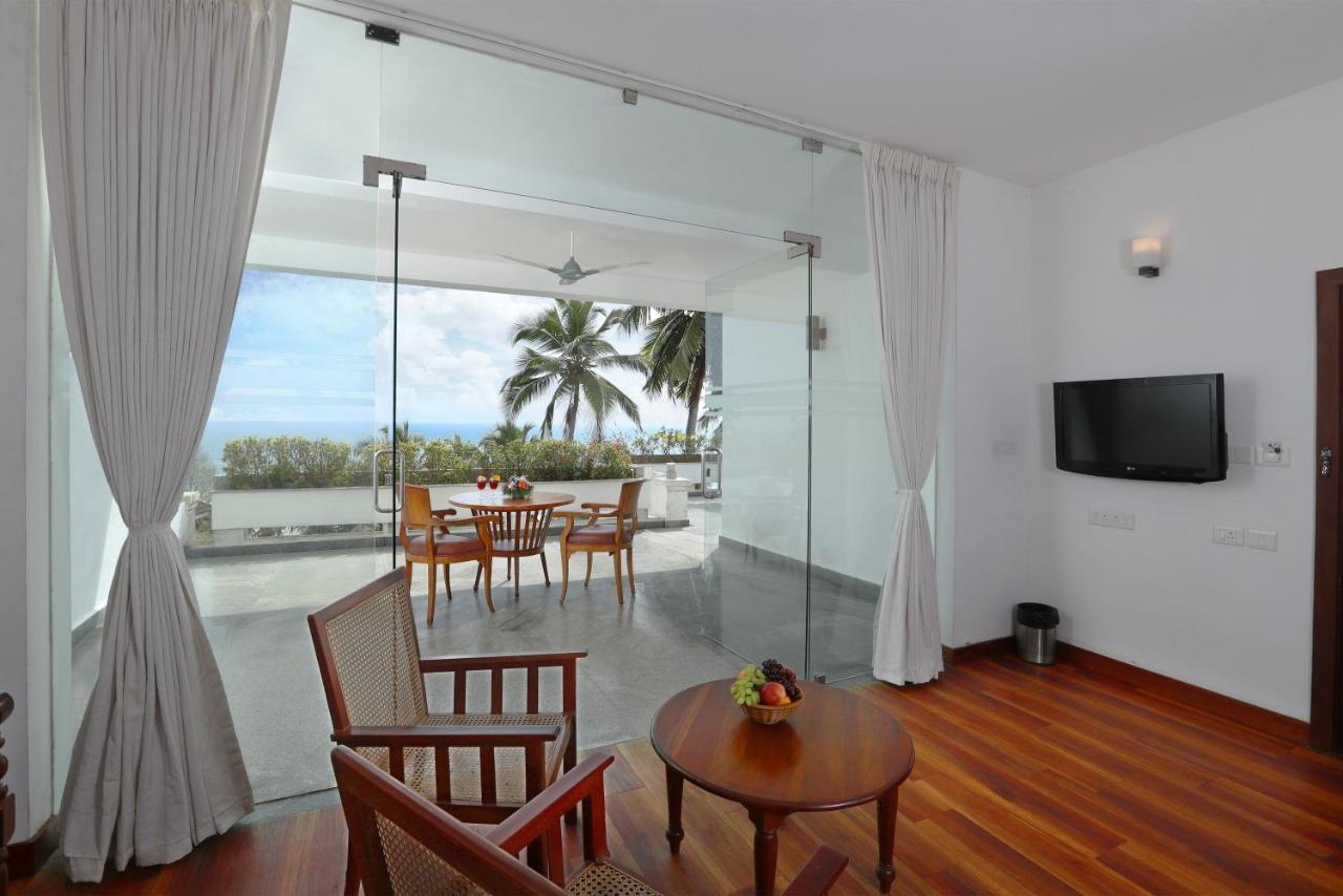 เทอร์เทิล ออน เดอะ บีช-แอนเน็กซ์ Hotel โกวาลัม ภายนอก รูปภาพ