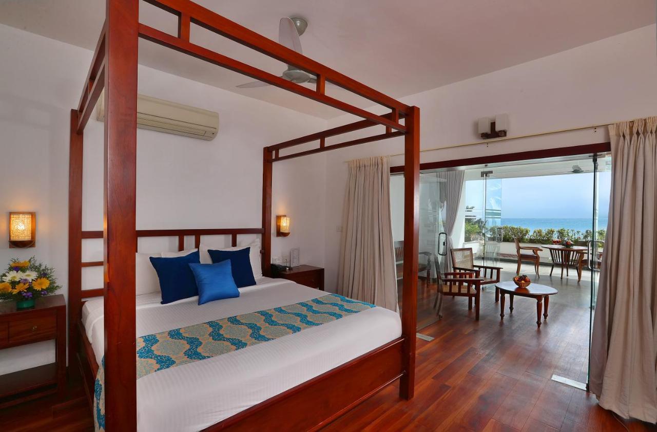 เทอร์เทิล ออน เดอะ บีช-แอนเน็กซ์ Hotel โกวาลัม ภายนอก รูปภาพ