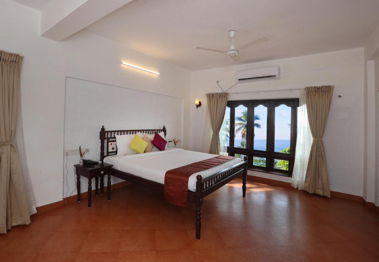 เทอร์เทิล ออน เดอะ บีช-แอนเน็กซ์ Hotel โกวาลัม ภายนอก รูปภาพ