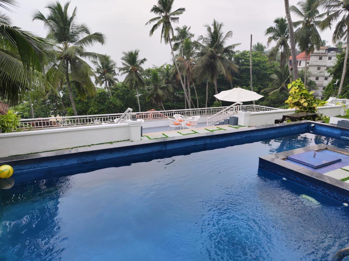 เทอร์เทิล ออน เดอะ บีช-แอนเน็กซ์ Hotel โกวาลัม ภายนอก รูปภาพ