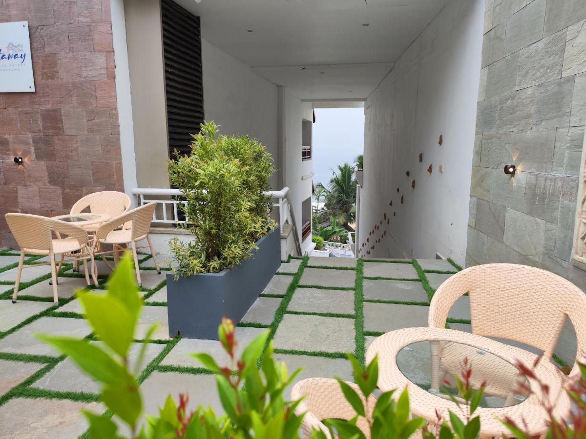 เทอร์เทิล ออน เดอะ บีช-แอนเน็กซ์ Hotel โกวาลัม ภายนอก รูปภาพ