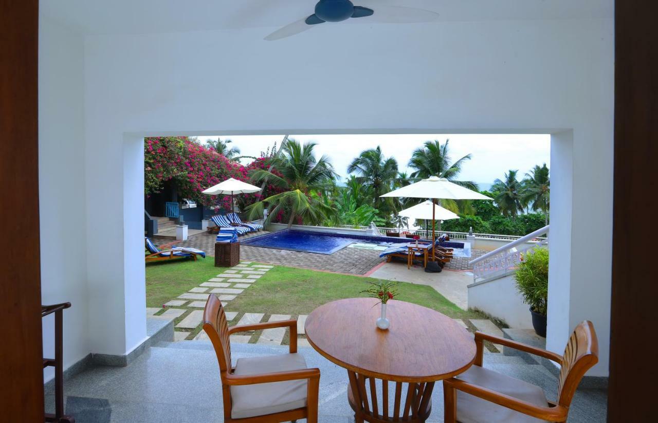 เทอร์เทิล ออน เดอะ บีช-แอนเน็กซ์ Hotel โกวาลัม ภายนอก รูปภาพ